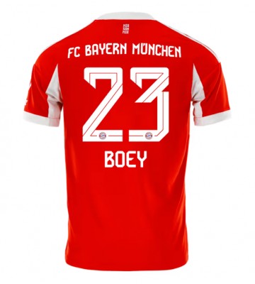 Bayern Munich Sacha Boey #23 Replika Hjemmebanetrøje 2025-26 Kortærmet